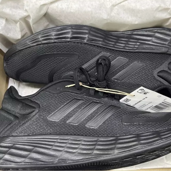 Brand New Adidaa Duramo Triple Black Size 4 - Picture 1 of 2